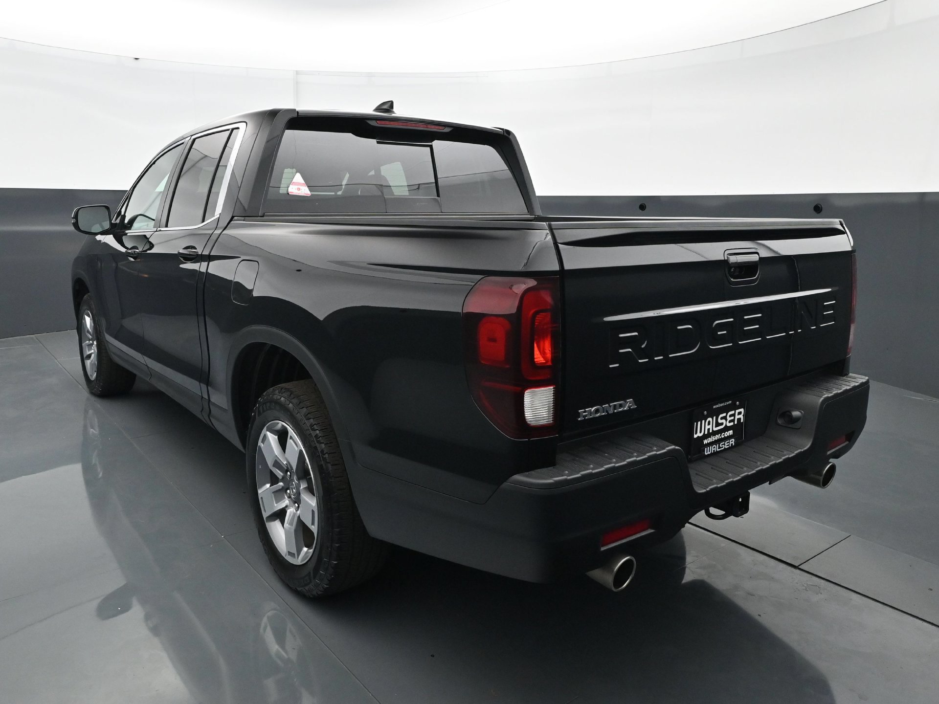 Used 2025 Honda Ridgeline RTL image 5