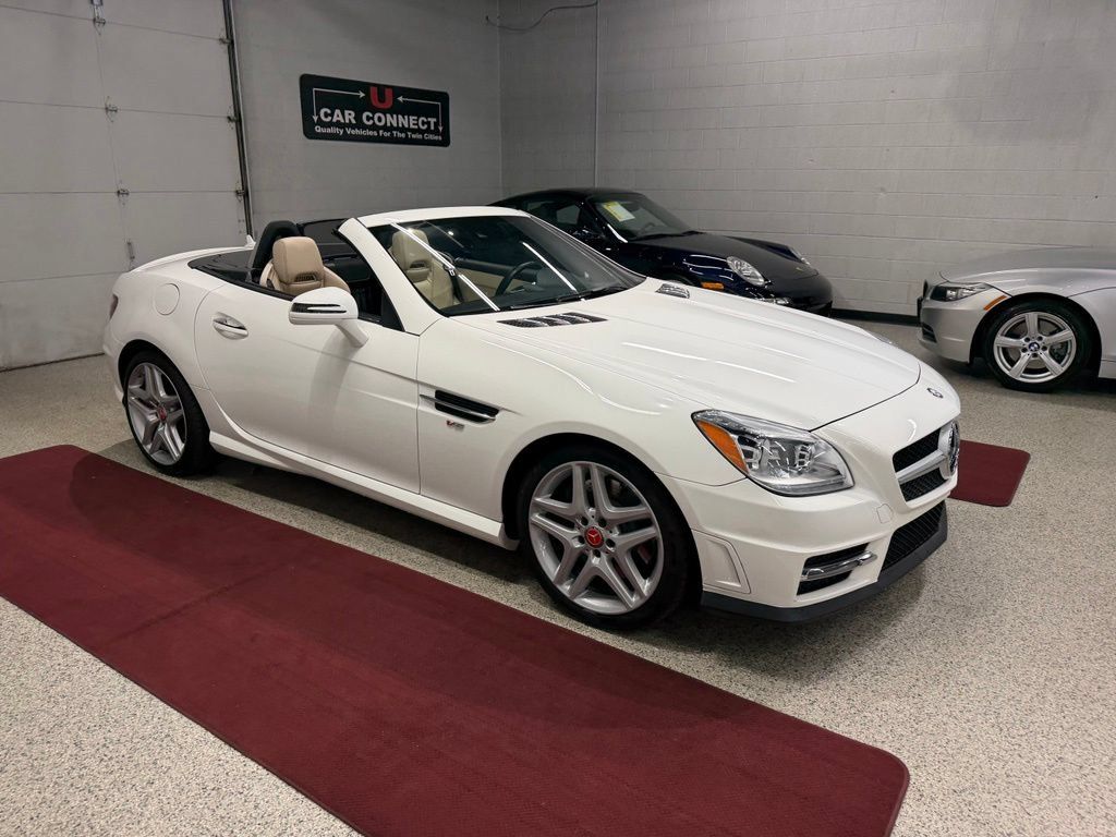 Used 2016 Mercedes-Benz SLK 350 image 11
