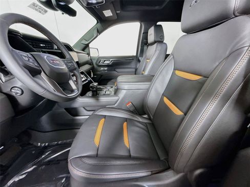 New 2026 GMC Sierra 1500 AT4 w/ AT4 Premium Package AWD/4WD image 16