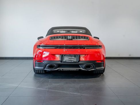 Certified 2025 Porsche 911 Carrera T RWD image 6