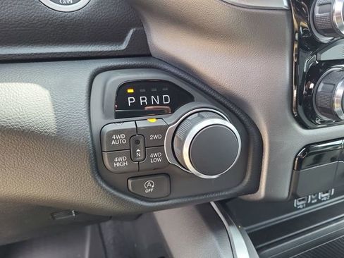 New 2026 RAM 1500 4x4 Crew Cab image 20
