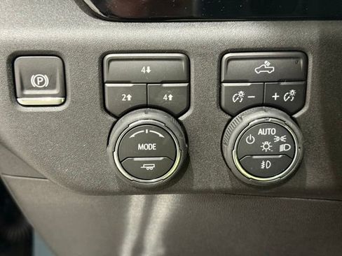 New 2026 Chevrolet Silverado 2500 LT image 30