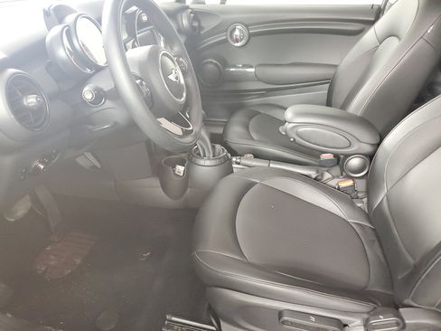 Used 2015 MINI Cooper 2-Door Hardtop image 11