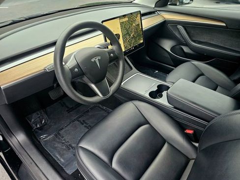 Used 2023 Tesla Model 3 Standard Range RWD image 15