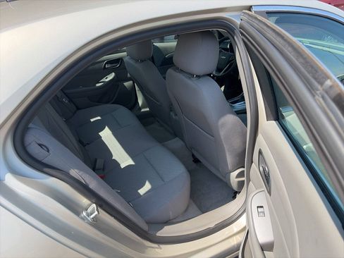 Used 2013 Chevrolet Malibu LS FWD image 8