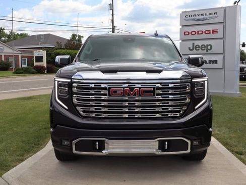 Used 2023 GMC Sierra 1500 Denali w/ Denali Reserve Package AWD/4WD image 6
