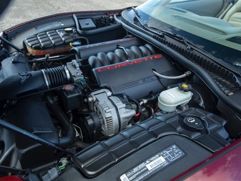 Used 2003 Chevrolet Corvette Convertible w/ Preferred Equipment Group1 image 18