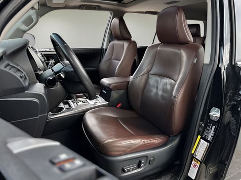 Used 2016 Toyota 4Runner Limited AWD/4WD image 6
