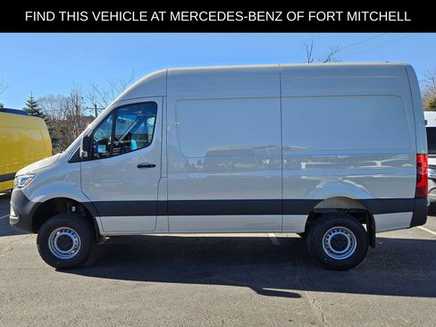 New 2026 Mercedes-Benz Sprinter 144 Cargo image 4
