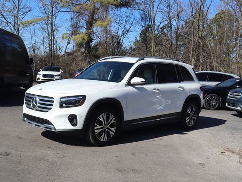 Certified 2025 Mercedes-Benz GLB 250 image 7