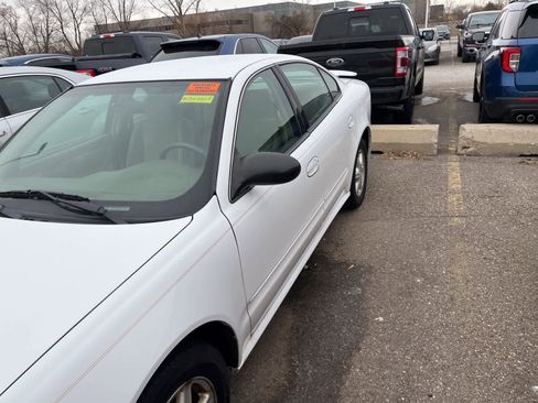 Used 2004 Oldsmobile Alero GL image 7