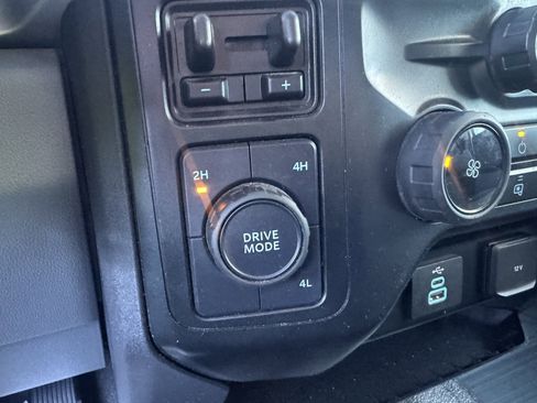 Used 2024 Ford F350 XL w/ XL Chrome Package image 10