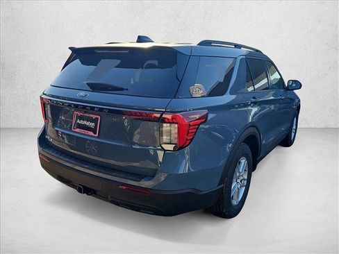 New 2026 Ford Explorer Active image 5