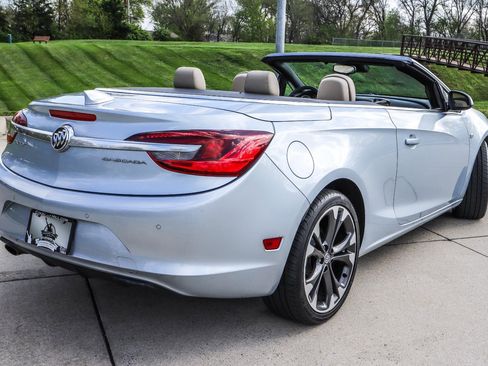 Used 2016 Buick Cascada Premium image 16