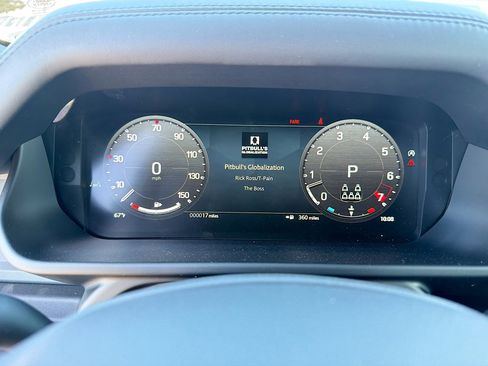 New 2026 Land Rover Defender 130 X-Dynamic SE image 42