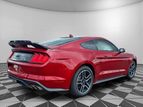 Used 2021 Ford Mustang GT Premium w/ Equipment Group 401A RWD image 27