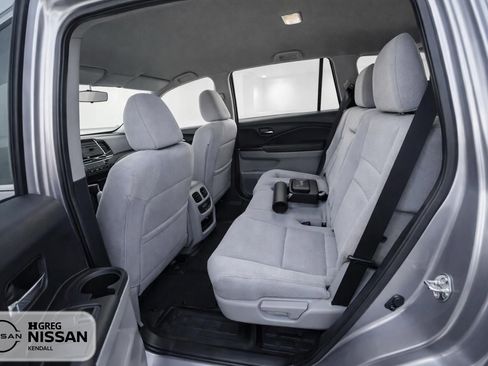 Used 2018 Honda Pilot EX image 7