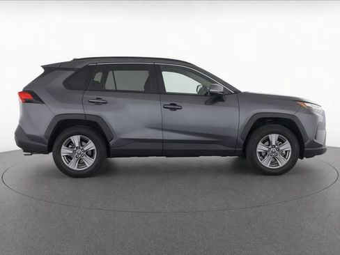 Used 2025 Toyota RAV4 XLE AWD/4WD image 7