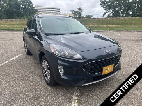 Certified 2022 Ford Escape SEL AWD/4WD image 1