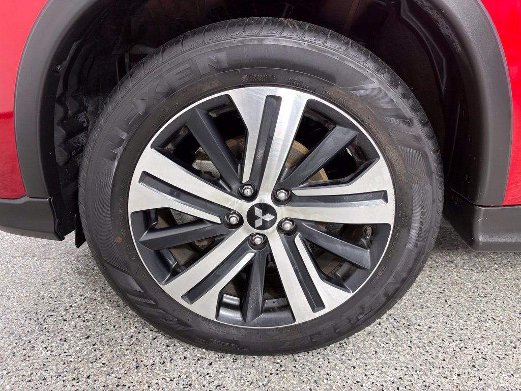Used 2025 Mitsubishi Outlander Sport ES AWD/4WD image 26