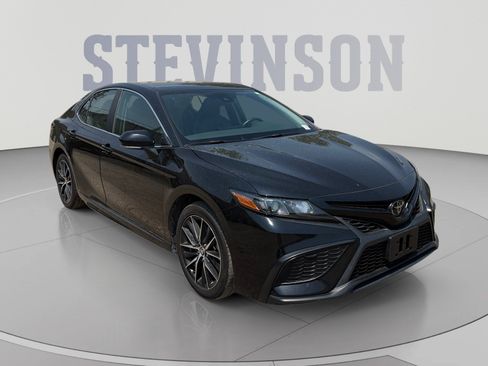 Certified 2024 Toyota Camry SE FWD image 7