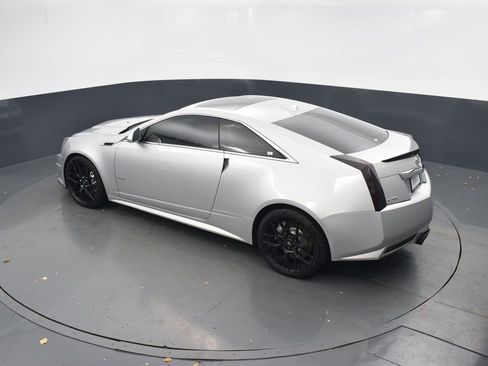 Used 2011 Cadillac CTS V image 30
