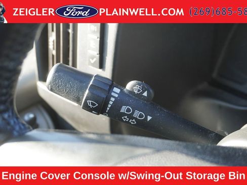 Used 2021 Chevrolet Express 2500 w/ Driver Convenience Package RWD image 17