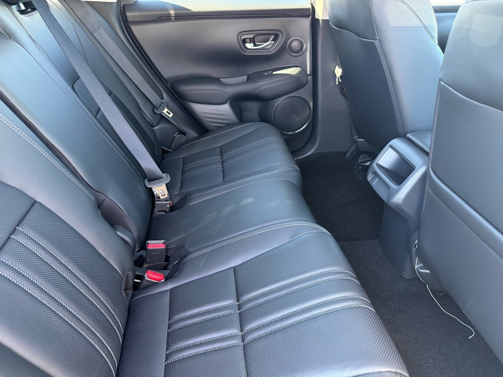 New 2027 Honda HR-V EX-L image 24