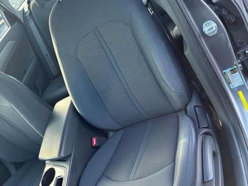 Used 2018 Hyundai Sonata SE image 15
