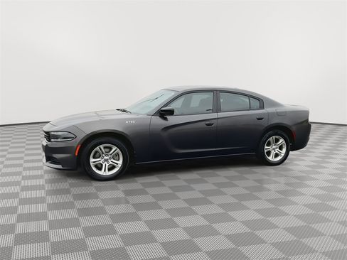Used 2023 Dodge Charger SXT image 4