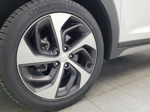 Used 2017 Hyundai Tucson Limited w/ Limited Ultimate Package 03 FWD image 31