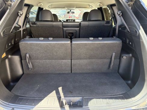 Used 2024 Mitsubishi Outlander FWD image 5
