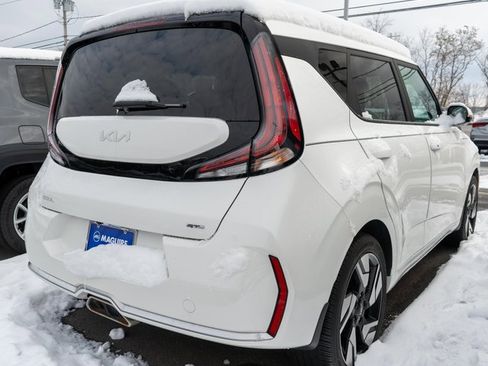 Used 2023 Kia Soul GT-Line image 4