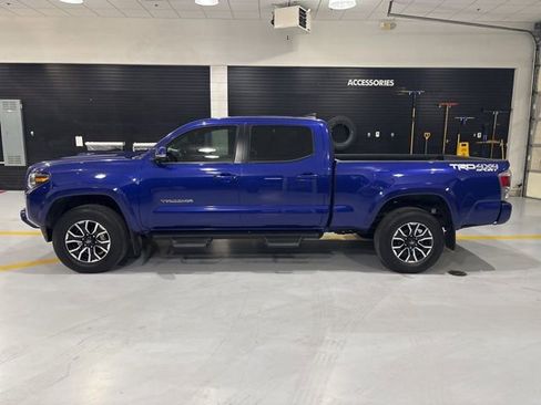 Used 2023 Toyota Tacoma SR5 image 5