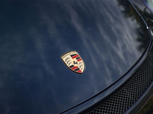 Used 2015 Porsche 911 GT3 image 11