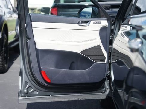 Used 2023 Hyundai Palisade Calligraphy FWD image 34