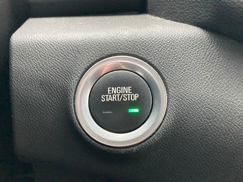 Used 2024 GMC Terrain SLE image 16