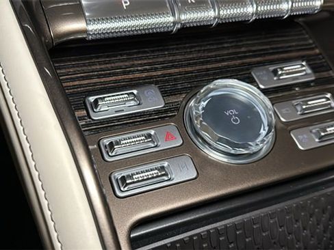 New 2026 Lincoln Nautilus Black Label image 27