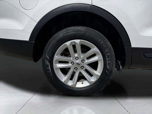 Used 2017 Ford Explorer FWD image 50