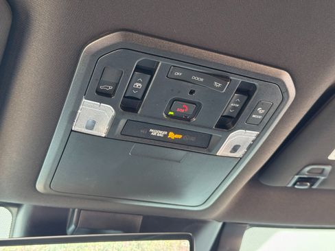 Used 2024 Toyota Sequoia Platinum AWD/4WD image 38