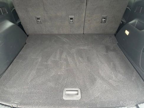 Used 2018 Ford Edge SEL w/ Equipment Group 201A FWD image 13