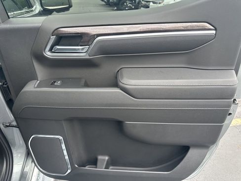 New 2026 Chevrolet Silverado 1500 LTZ w/ LTZ Premium Package image 39