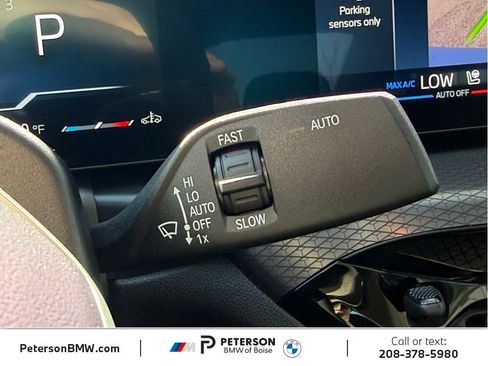 Used 2025 BMW 330i xDrive Sedan w/ Convenience Package AWD/4WD image 32
