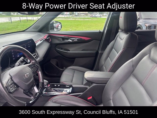 Used 2024 Chevrolet TrailBlazer RS w/ Convenience Package AWD/4WD image 17