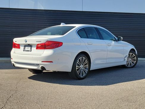 Used 2020 BMW 530i xDrive w/ Convenience Package AWD/4WD image 3