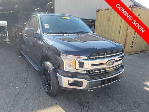 Used 2018 Ford F150 XLT w/ Equipment Group 302A Luxury image 3