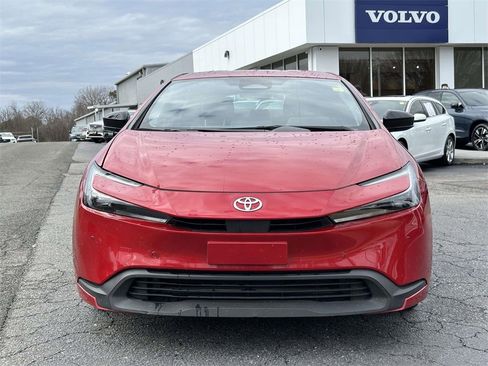 Used 2024 Toyota Prius LE image 24