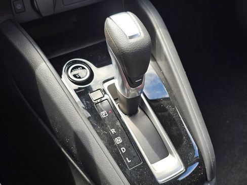 New 2025 Nissan Versa SR w/ Trunk Package image 12