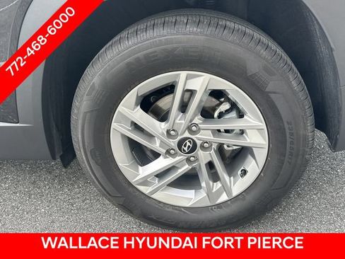 Used 2025 Hyundai Tucson SE FWD image 10