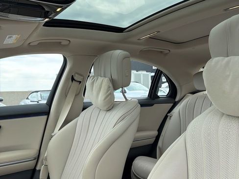 Used 2022 Mercedes-Benz S 500 4MATIC image 12